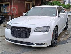 کرایسلەر 300